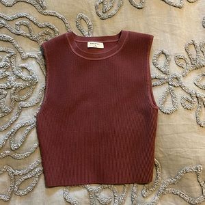 NEVER WORN ARITZIA BABATON SCULPT KNIT MUSCLE TANK